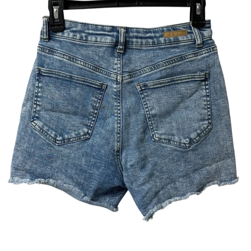 True Craft Button Fly Frayed Hem Denim Jean Acid Wash Americana Juniors Shorts 9